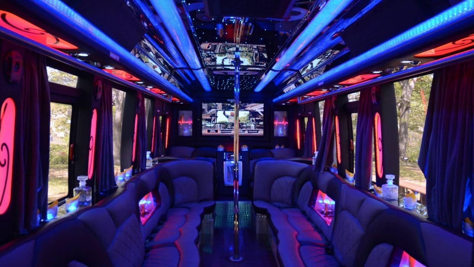 Hen Night Party Bus in Bedfordshire